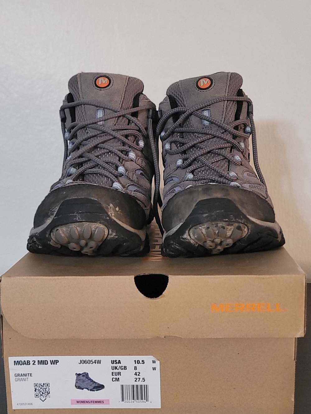 Merrell Women's Moab 2 Mid Waterproof Hiking Boot - Gray/Blue, Size 10.5 Wide - Picture 2 of 11